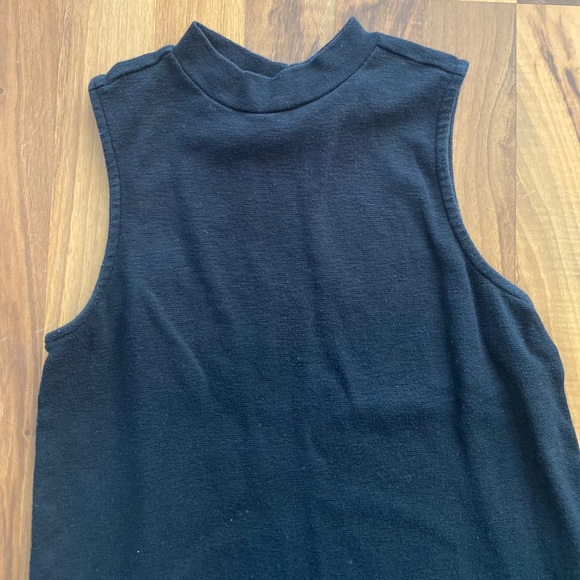 Black mock neck shirt - Picture 2 of 6